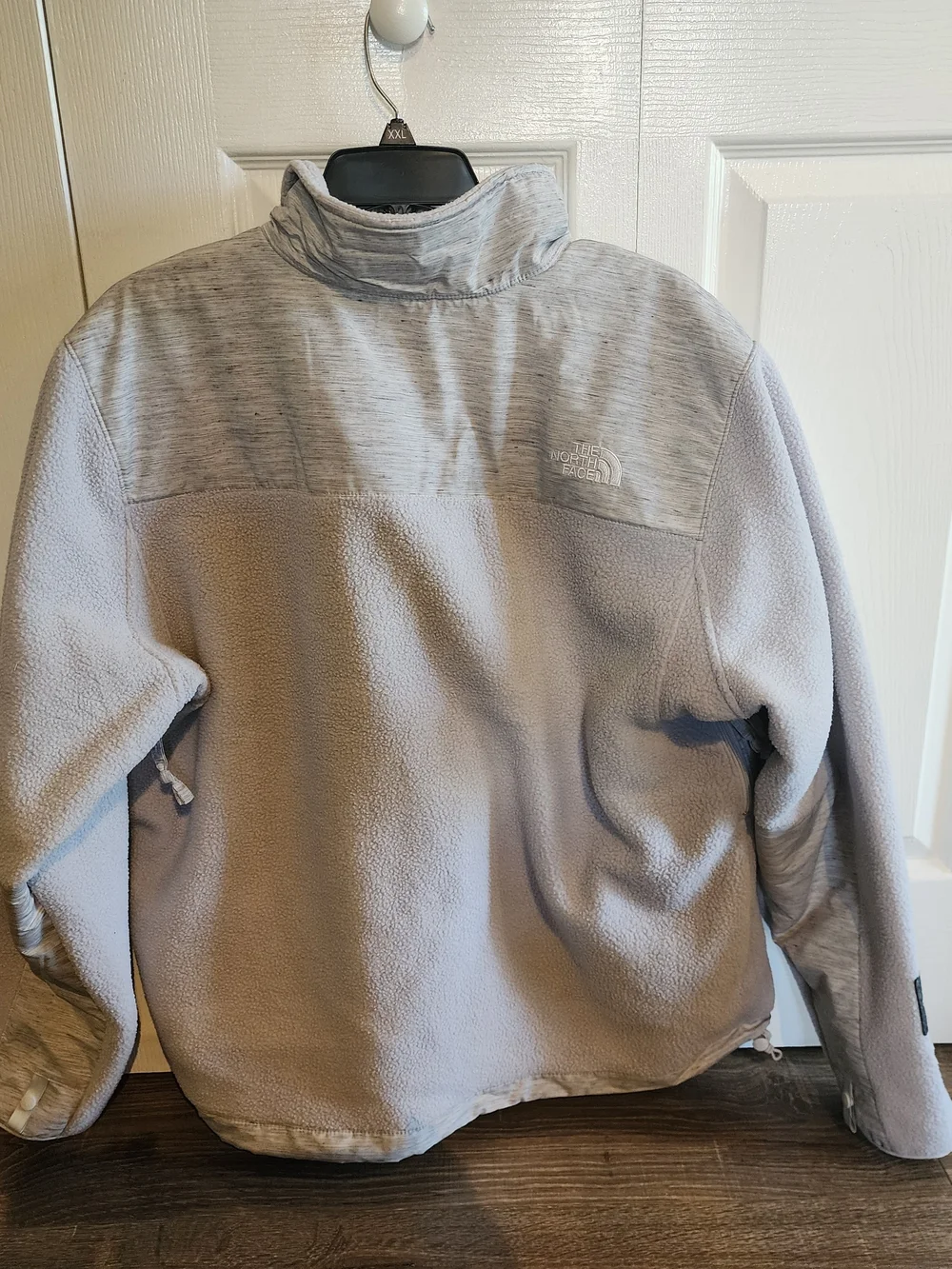 The North Face Mens Regrind Denali Fleece Light Grey Full-Zip, Raw Undyed